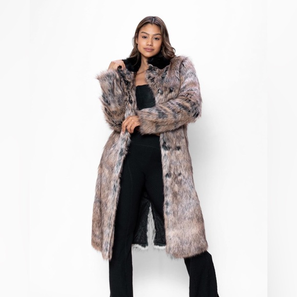 NWT SpiritHoods Direwolf Women’s Long Faux Fur Coat Heavy Warm Jacket XS - Picture 2 of 12